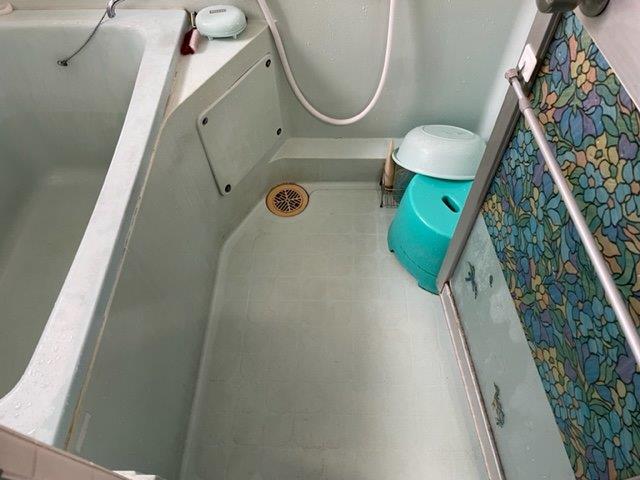 洗い場付き浴槽をLIXILユニットバス1116サイズに交換【岡山市南